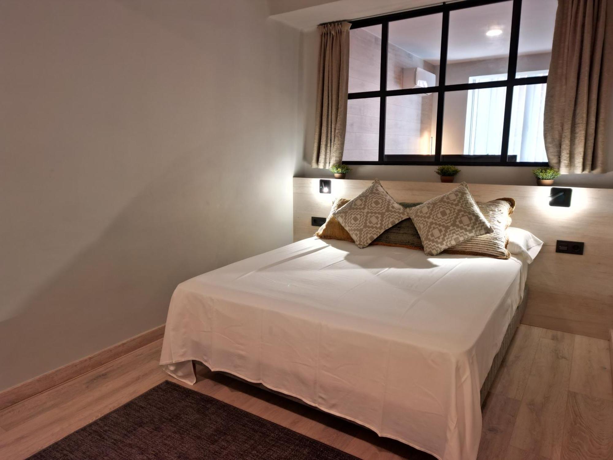 Apartaments Turistics Cardona III Extérieur photo