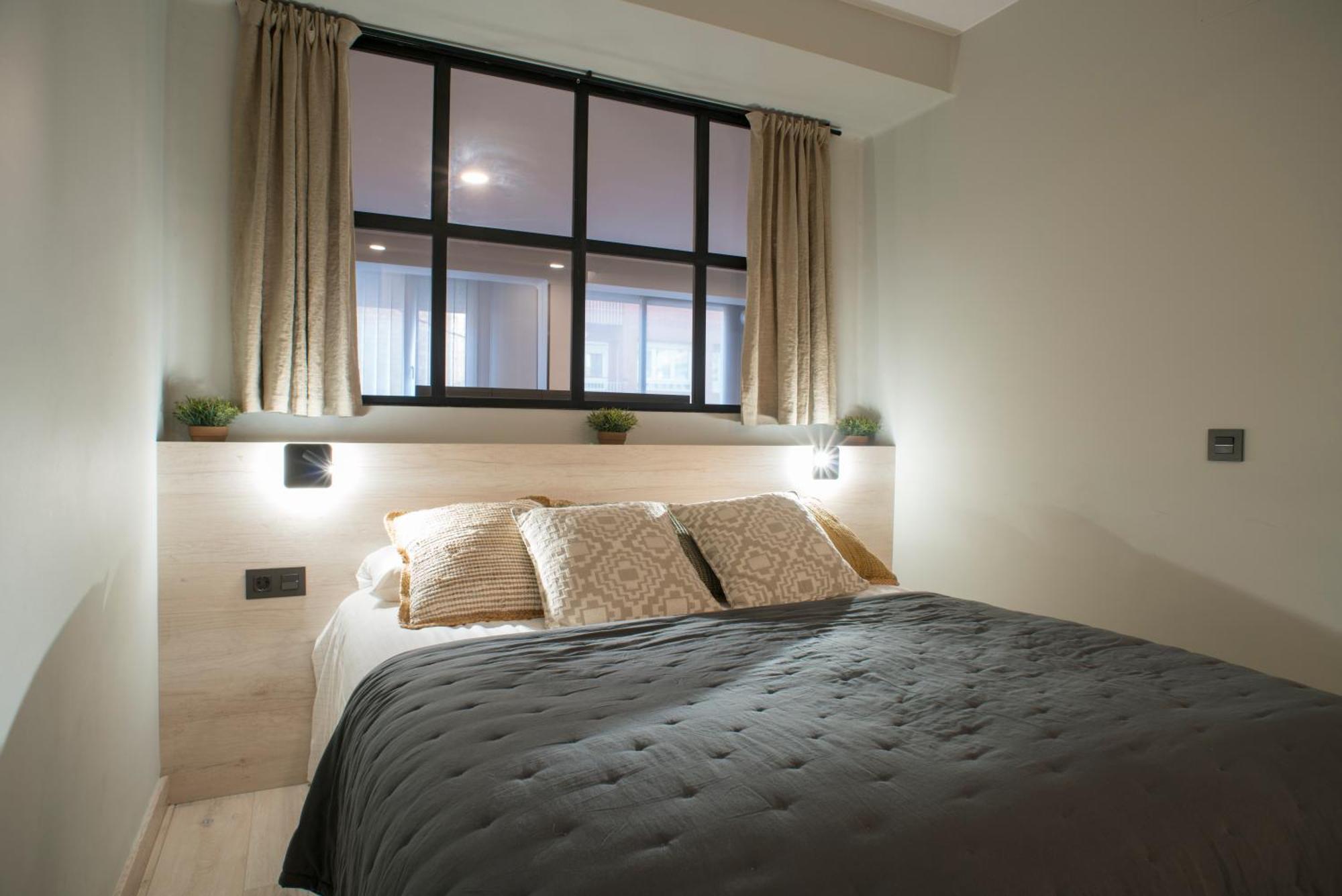 Apartaments Turistics Cardona III Extérieur photo